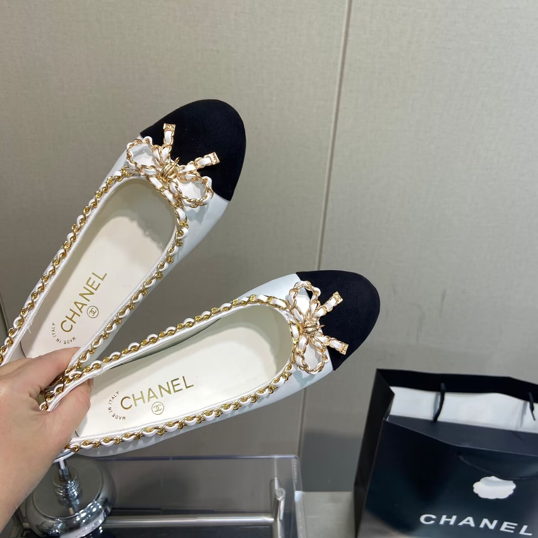 Women's high heels
